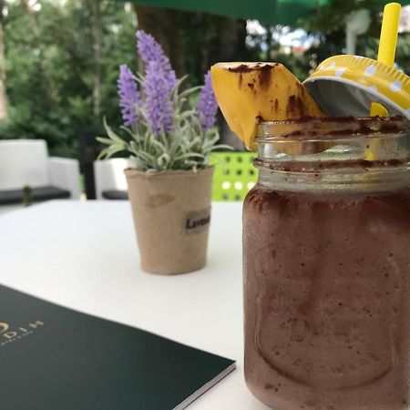 Hotel Otdih Kavarna Bagian luar foto