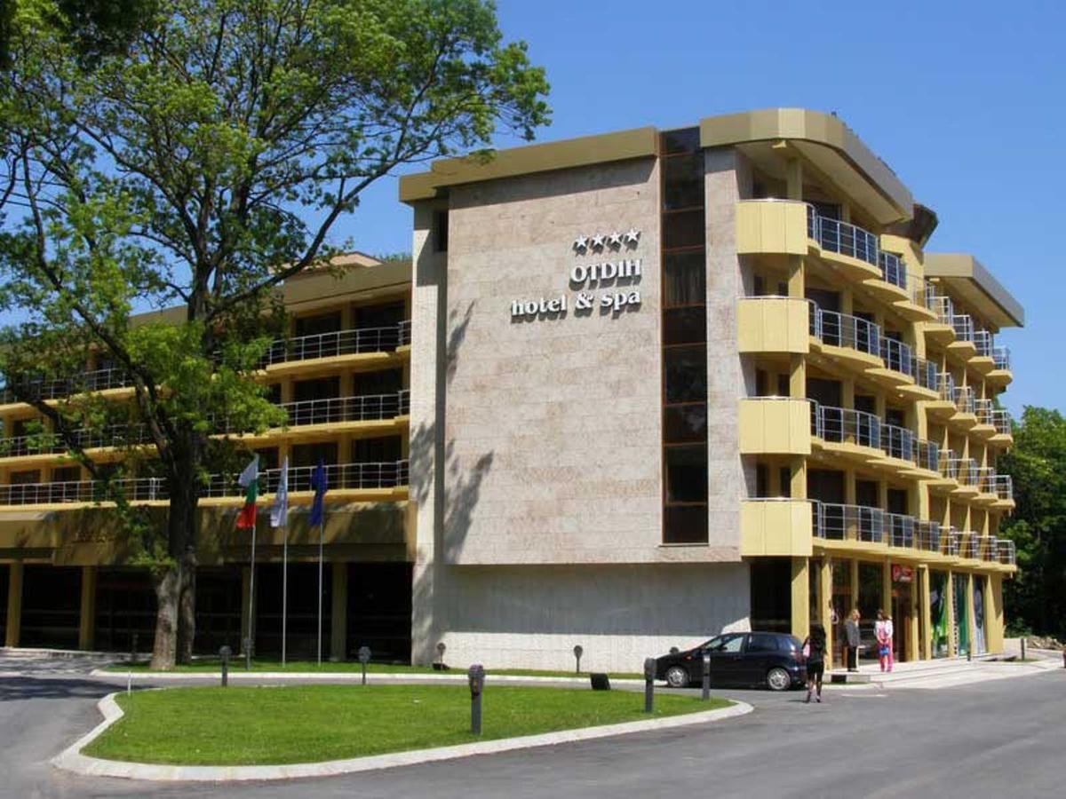 Hotel Otdih Kavarna Bagian luar foto