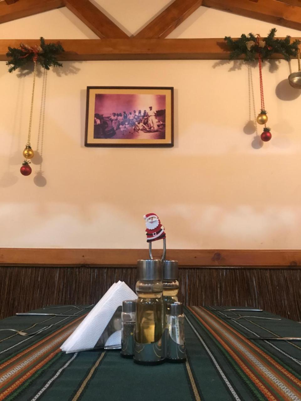 Hotel Otdih Kavarna Bagian luar foto